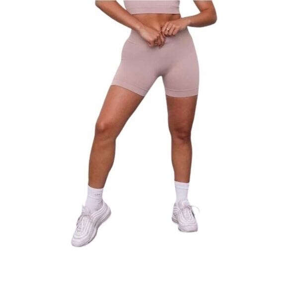 SET ACTIVE SCULPTFLEX POWER SHORTS Genesis Light Purple Size L - Picture 1 of 7